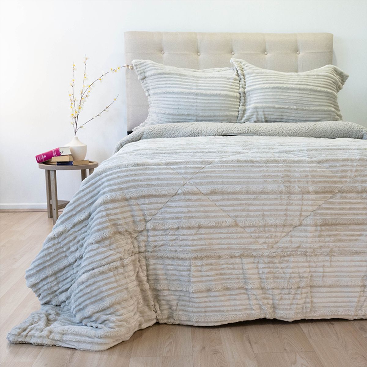 DORAL - CUBRECAMA PLUMON COTELONNI DELUXE CON SHERPA BEIGE DORAL 2 PLAZAS