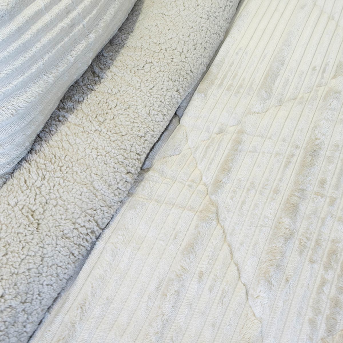 DORAL - CUBRECAMA PLUMON COTELONNI DELUXE CON SHERPA BEIGE DORAL 2 PLAZAS