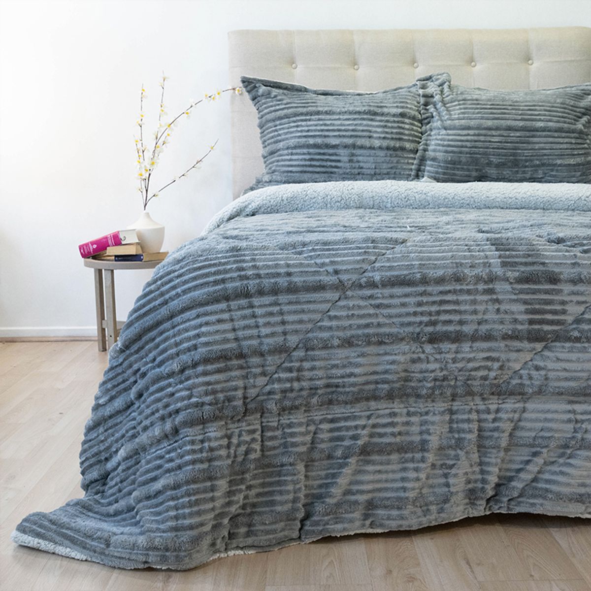 DORAL - CUBRECAMA PLUMON COTELONNI DELUXE CON SHERPA GRIS DORAL 2.5 PLAZAS