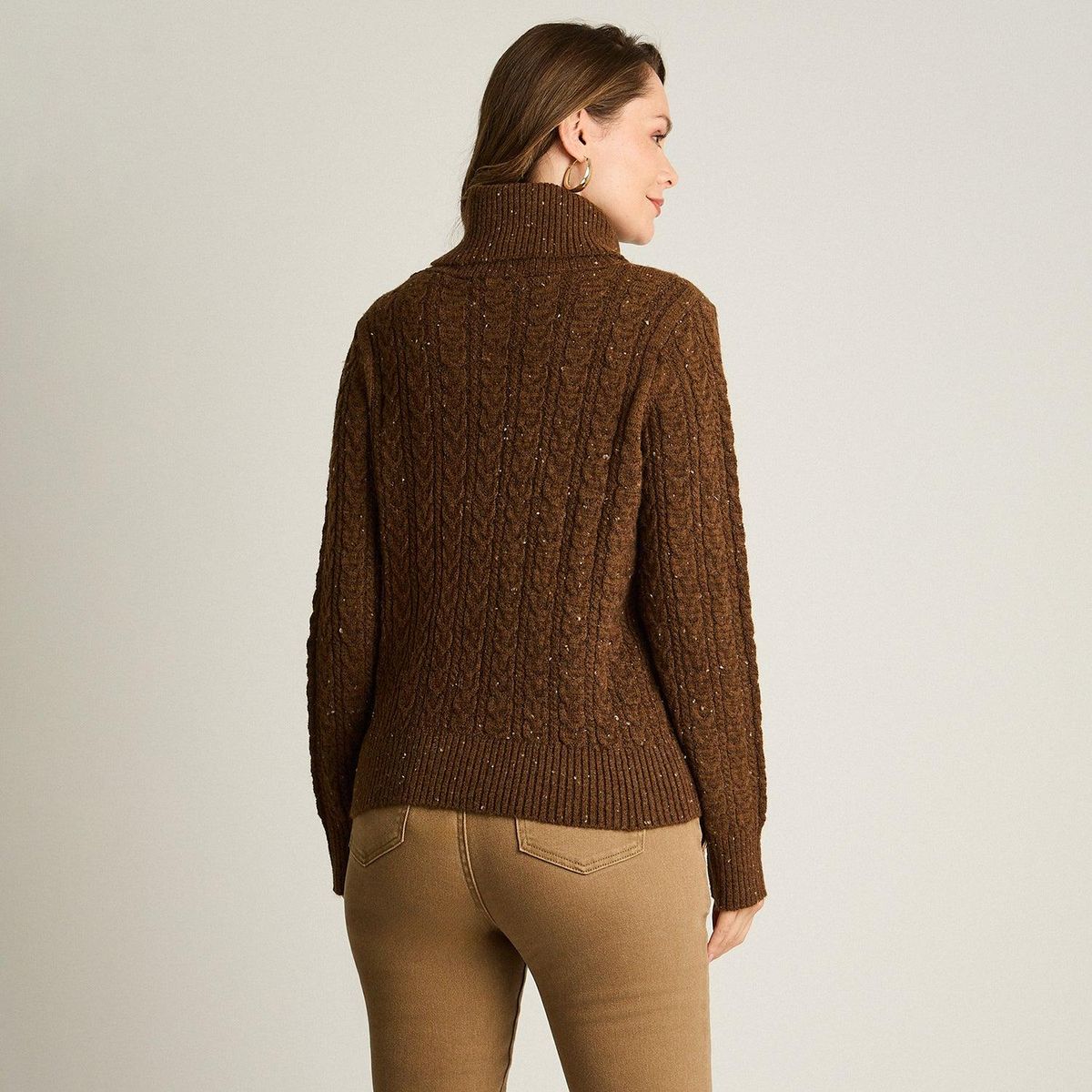 LORENZO DI PONTTI - Sweater Café con Cuello Alto y Trenzado Jaspeado en Tejido