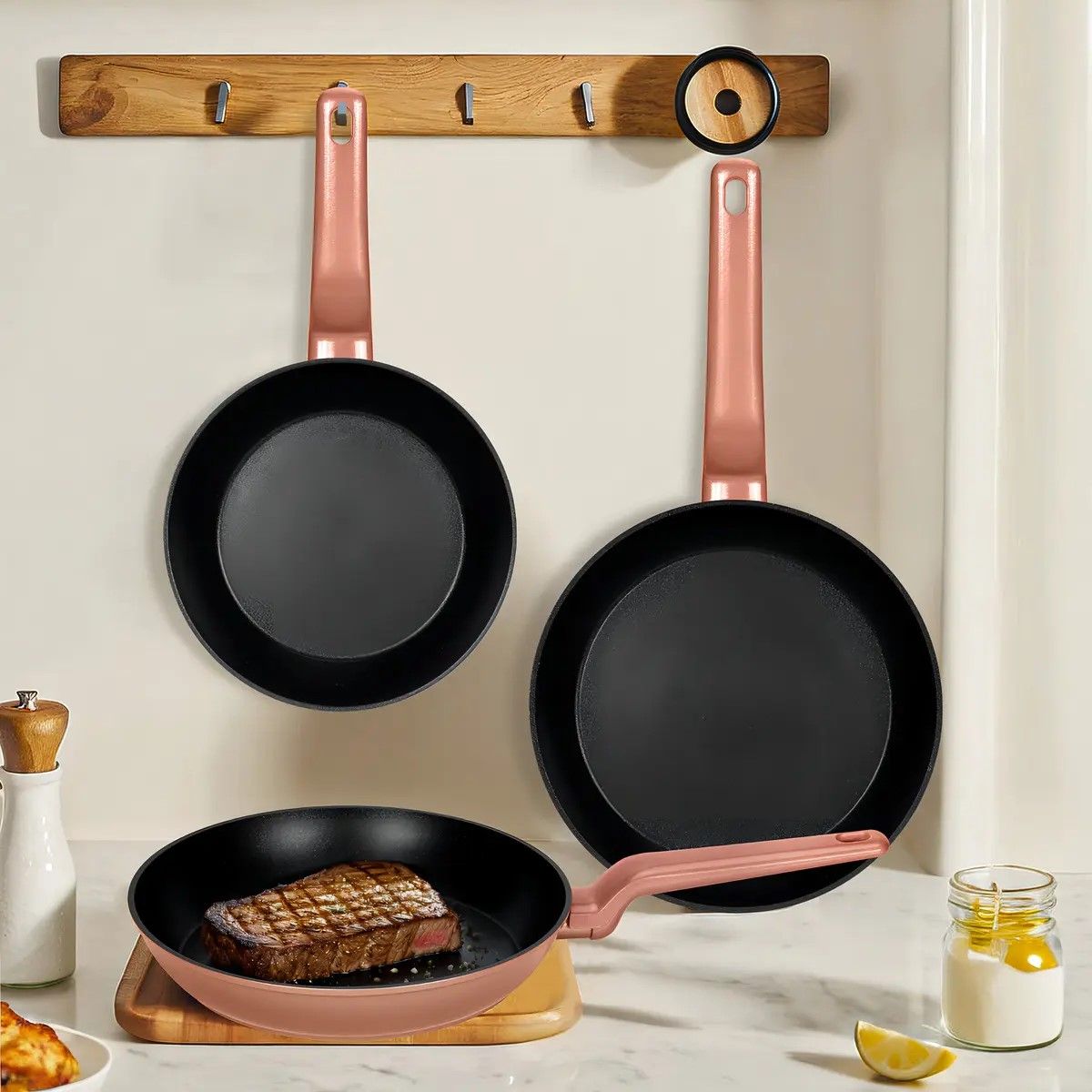 GENERICO - Set Sartenes Antiadherentes Aluminio 3 Piezas 20/24/26cm Color Oro Rosa BELUG