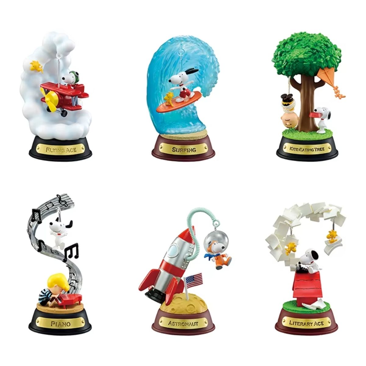 GENERICO - 1 Figura Al Azar Snoopy Peanuts Swing Ornament