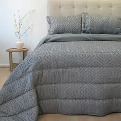 DORAL - CUBRECAMA PLUMON TOUCH DELUXE GRIS 2 PLAZAS