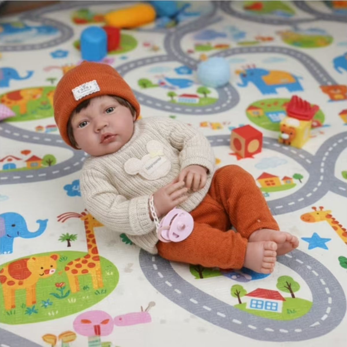 KIDSCOOL - Muñeco Niño Bebé Realista 40cm Con 12 Sonidos De Apego