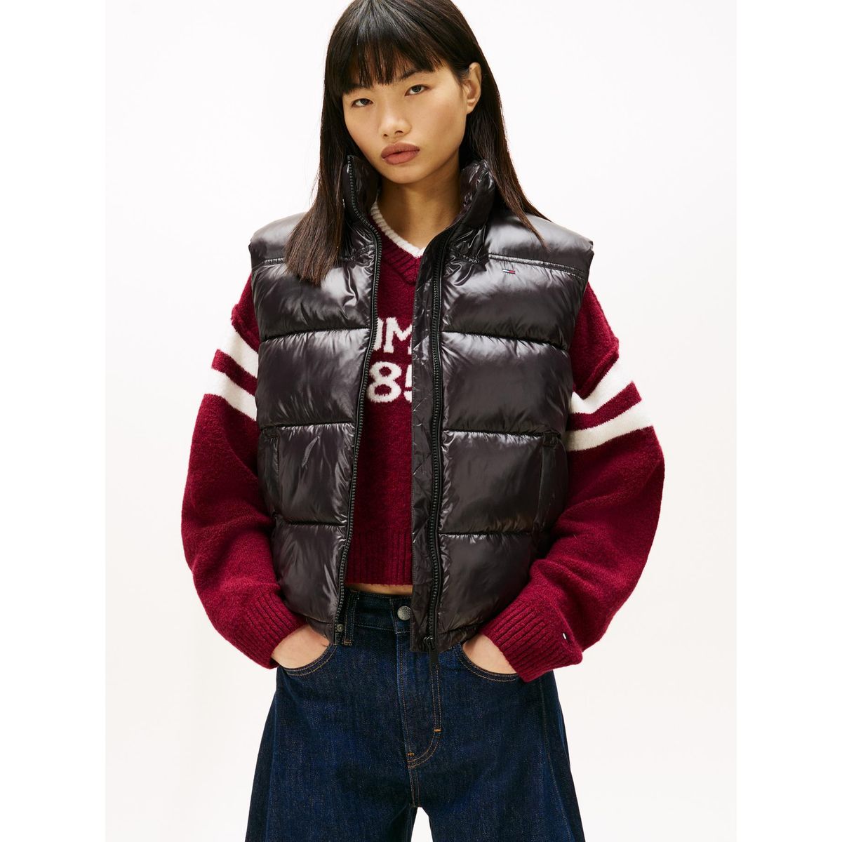 TOMMY HILFIGER - Parka Vest Acolchada Brillante Con Logo Bordado Negro Tommy Jeans