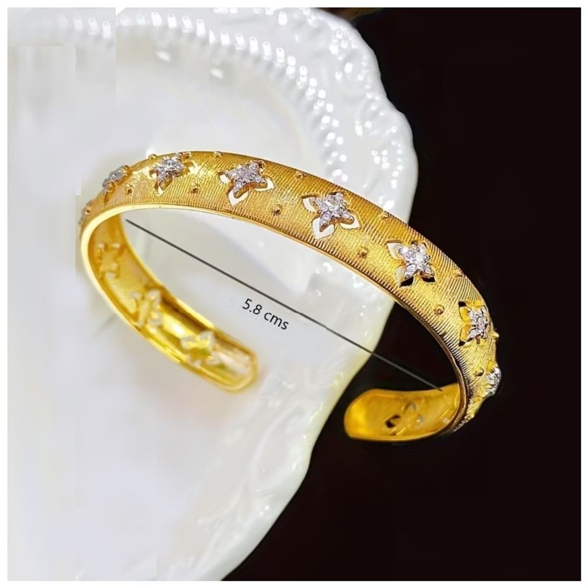 VANE COLLECTION - Pulsera para mujer esclava abierta en fantasía fina baño de oro e incrustraciones de circones