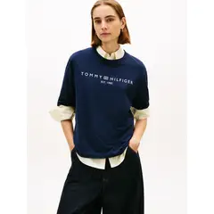 TOMMY HILFIGER - Polera Logo Gráfico Relaxed Fit Azul