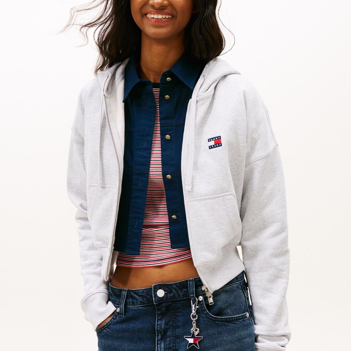 TOMMY HILFIGER - Polerón Hoodie Con Cierre Gris Tommy Jeans