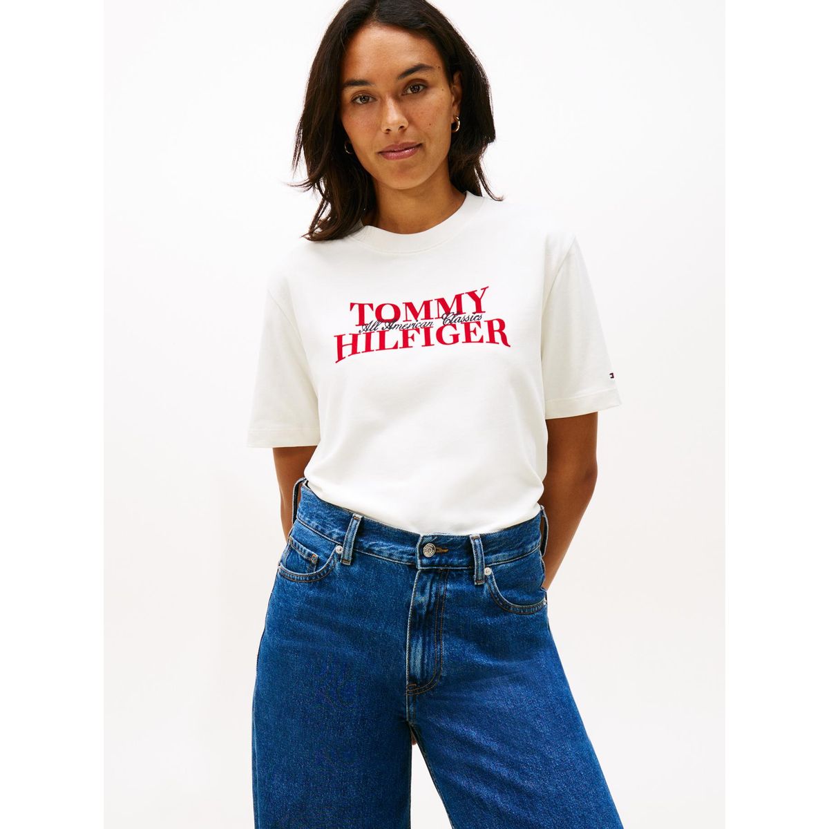 TOMMY HILFIGER - Polera Con Logo Moderno Relaxed Fit Blanco Tommy Hilfiger