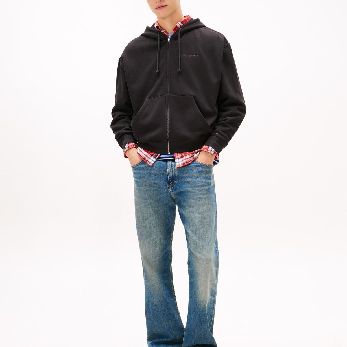 TOMMY HILFIGER - Polerón Hoodie Con Cierre Y Logo Script Negro Tommy Jeans
