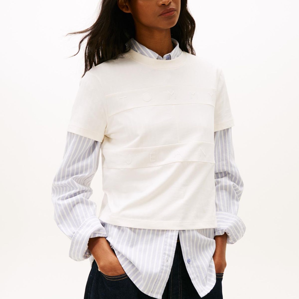 TOMMY HILFIGER - Polera Con Logo Tonal Regular Fit Blanco Tommy Jeans