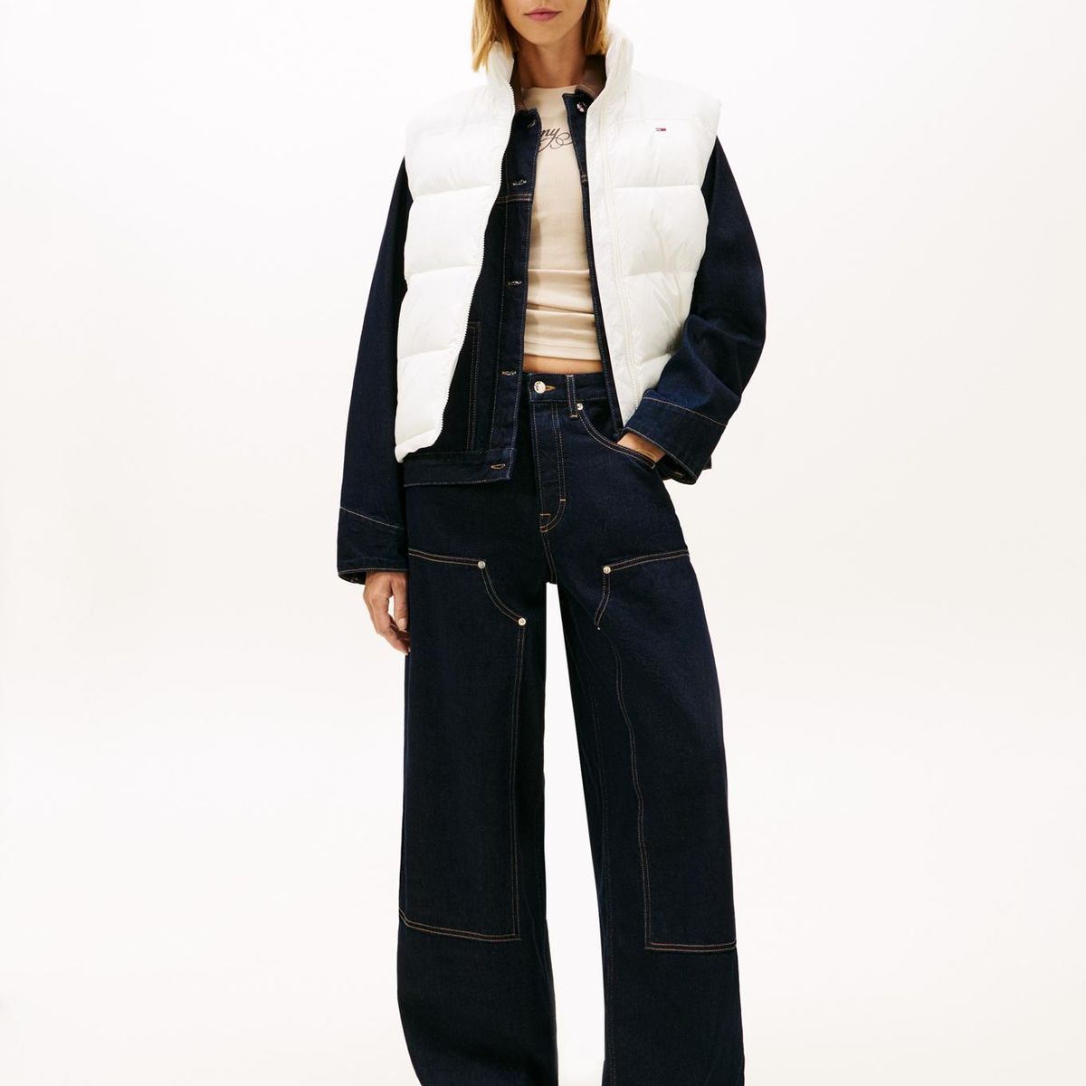 TOMMY HILFIGER - Parka Vest Acolchada Brillante Con Logo Bordado Blanco Tommy Jeans