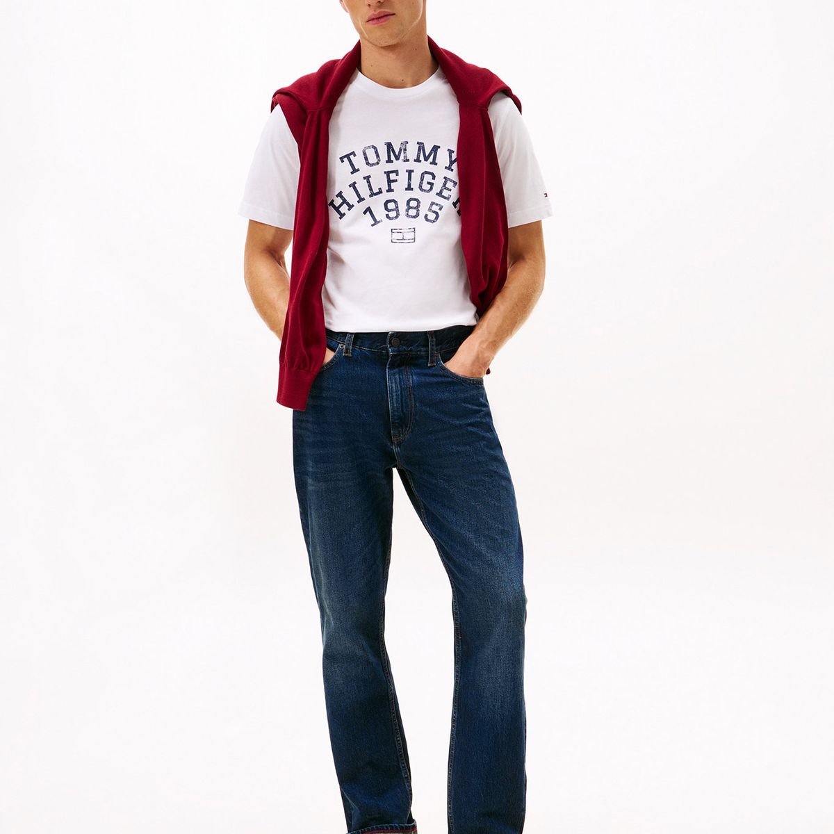 TOMMY HILFIGER - Polera Con Logo Gráfico Regular Fit Blanco Tommy Hilfiger