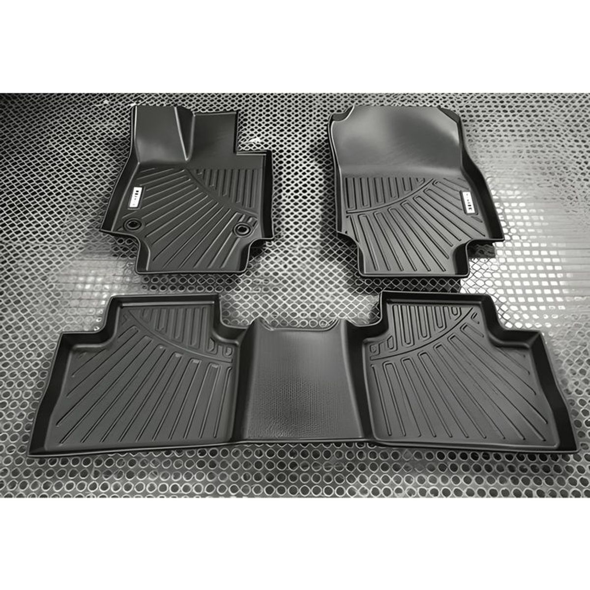GENERICO - Piso Calce Perfecto Toyota New Rav4 19