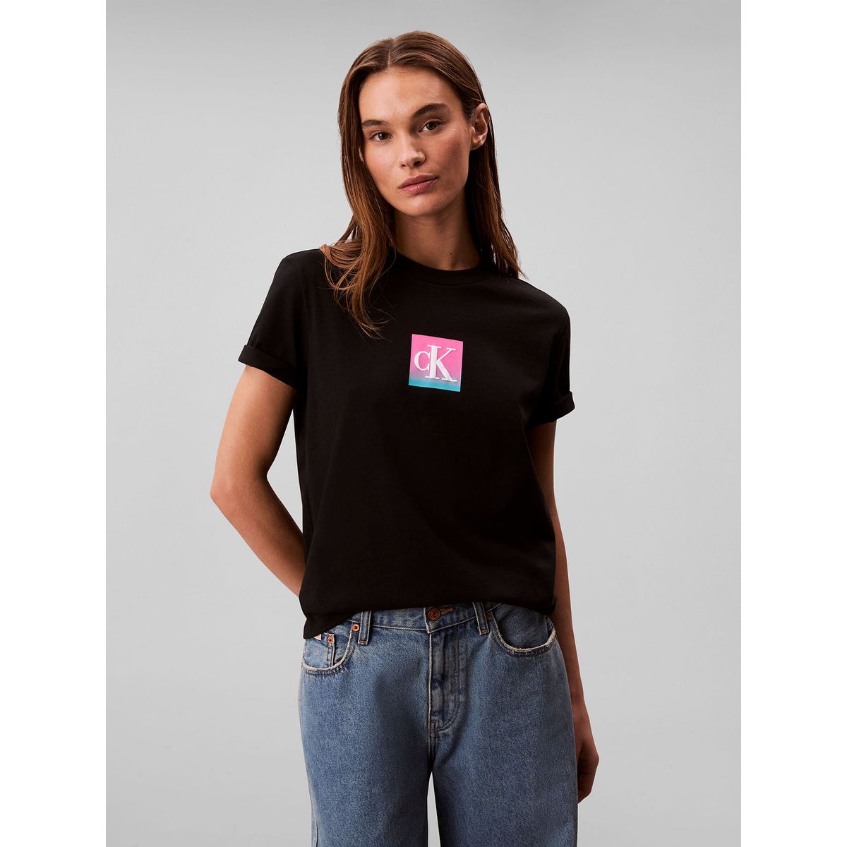 CALVIN KLEIN - Polera con Logo Estampado Tipo Boxed