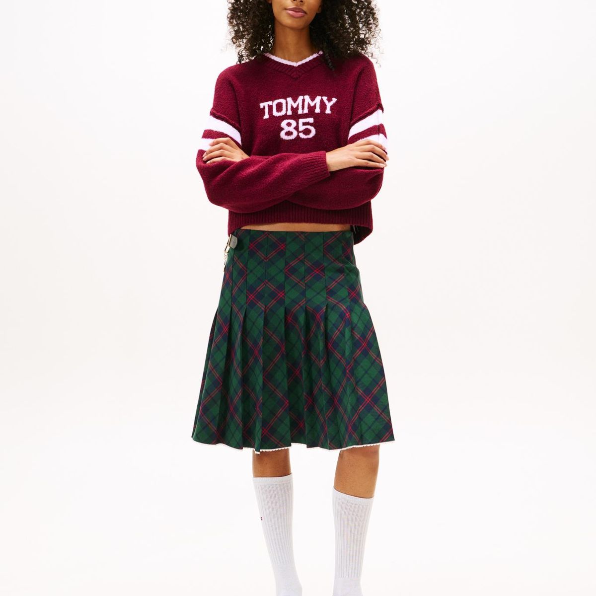 TOMMY HILFIGER - Sweater Logo Varsity Relaxed Fit Burdeo Tommy Jeans