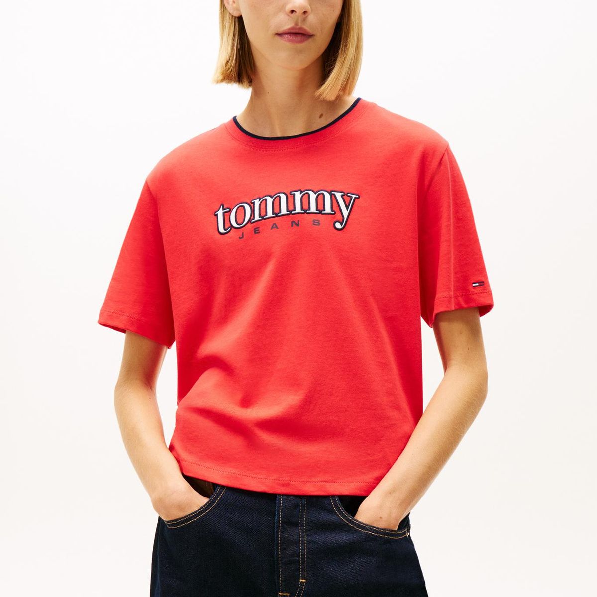 TOMMY HILFIGER - Polera Relaxed Con Logo Rojo Tommy Jeans