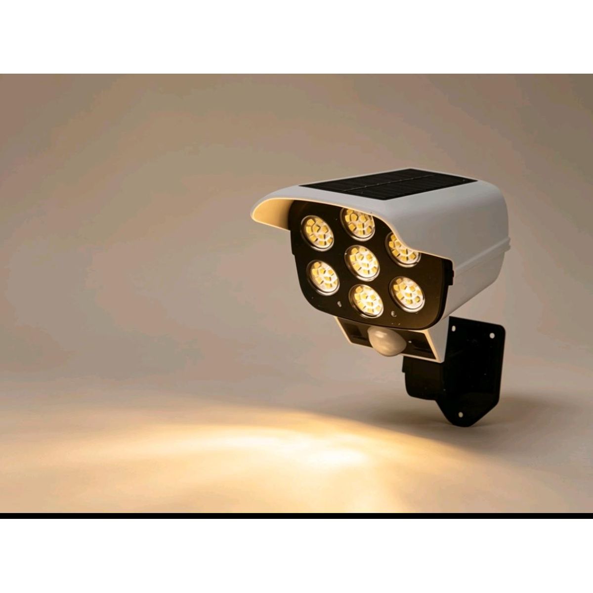 GENERICO - Lámpara Solar con Sensor de Movimiento – 77 Luces LED - Modelo 2178T