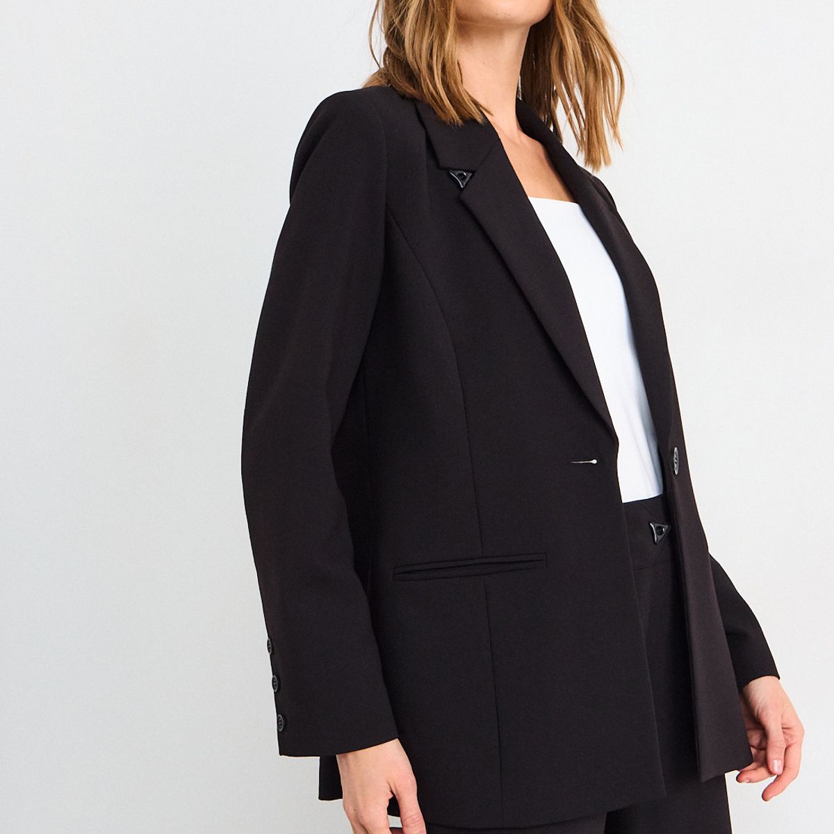 IO - Blazer Liso Mujer Negro Io