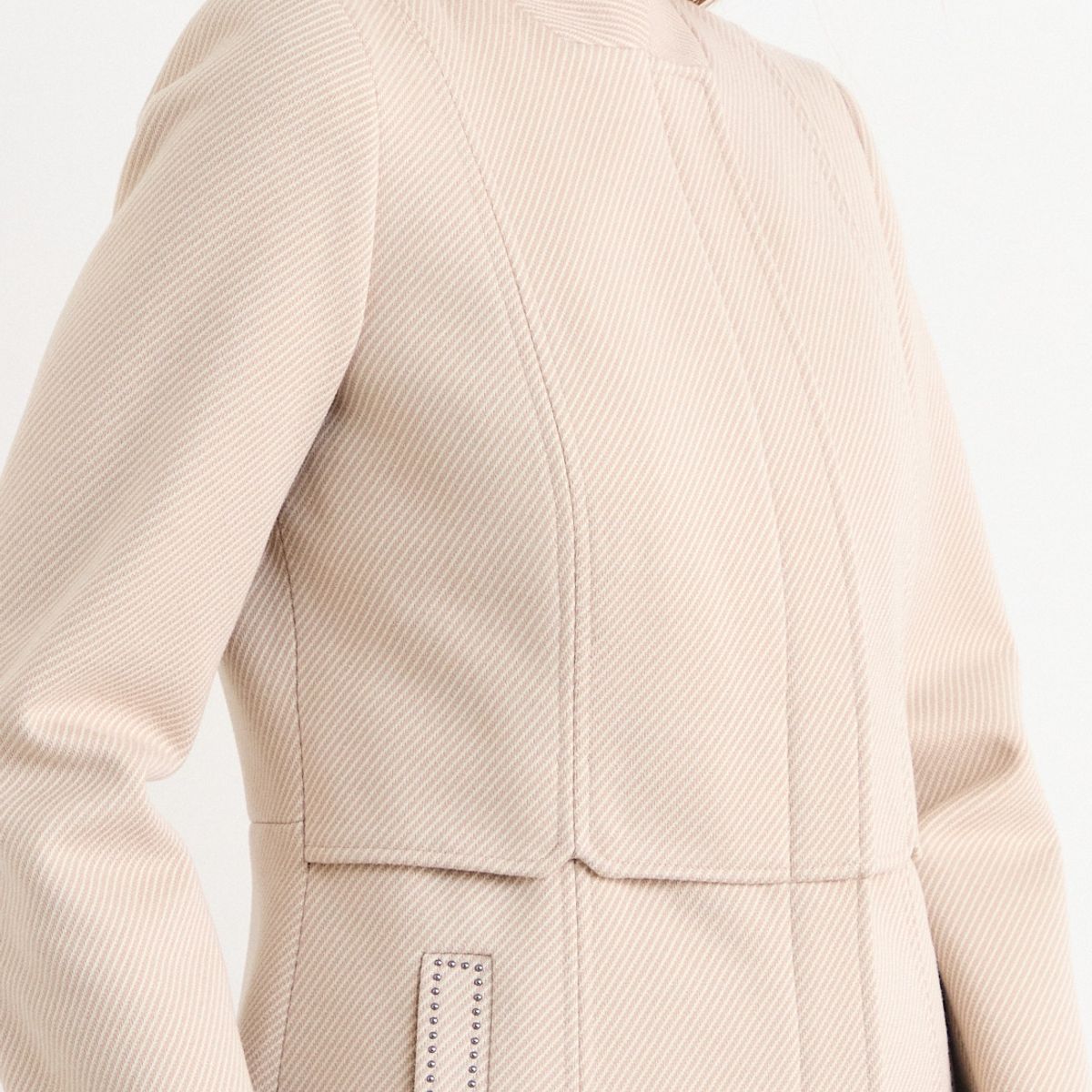 IO - Chaqueton Liso Mujer Beige Io
