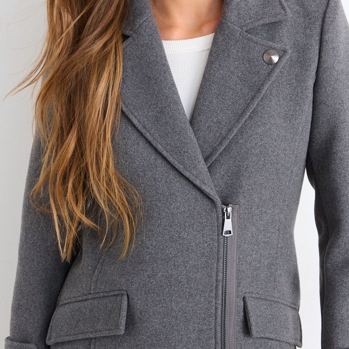 IO - Chaqueton Liso Mujer Gris Io