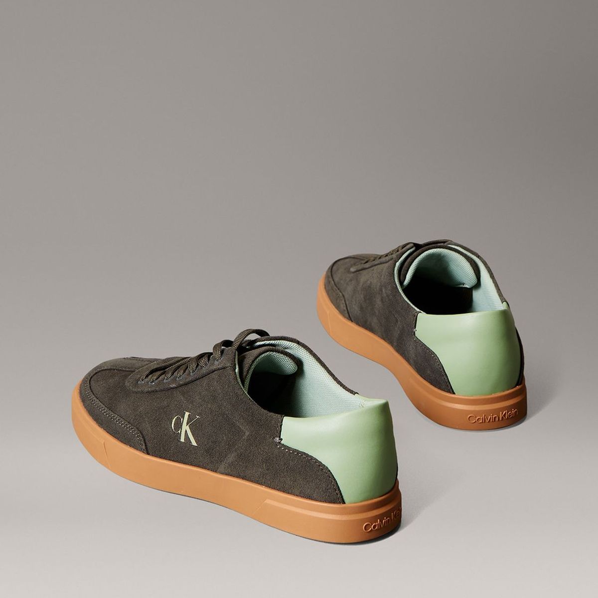 CALVIN KLEIN - Zapatillas de Ante de Caña Baja