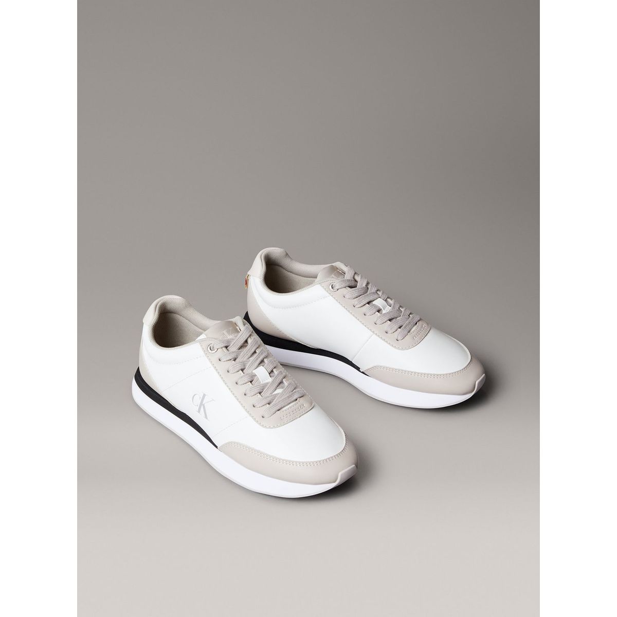 CALVIN KLEIN - Zapatillas Retro Runner de Cuero Calvin Klein Blanco