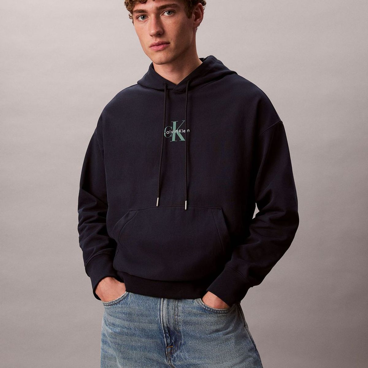 CALVIN KLEIN - Polerón con Gorro y Tejido Felpa