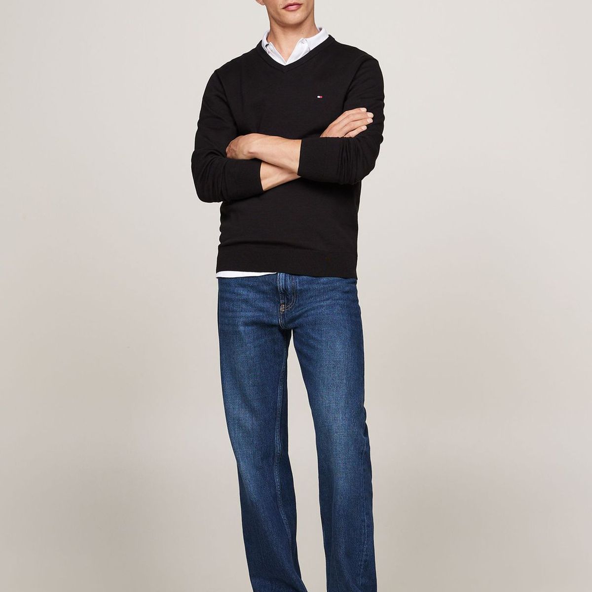 TOMMY HILFIGER - Sweater Básico Signature V-Neck Negro Tommy Hilfiger