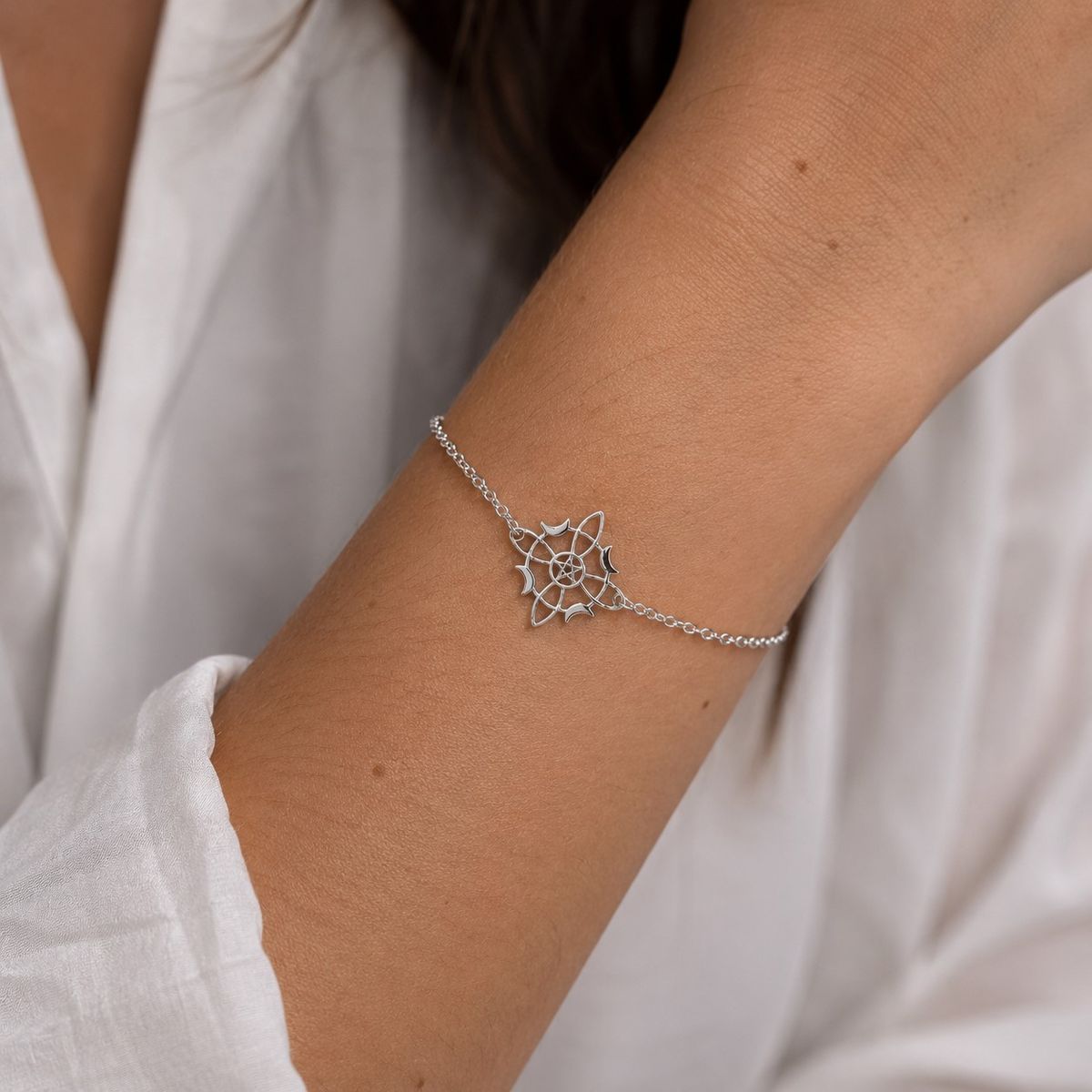 LK LUKSO - Pulsera Nudo de Bruja Luna Plata 925