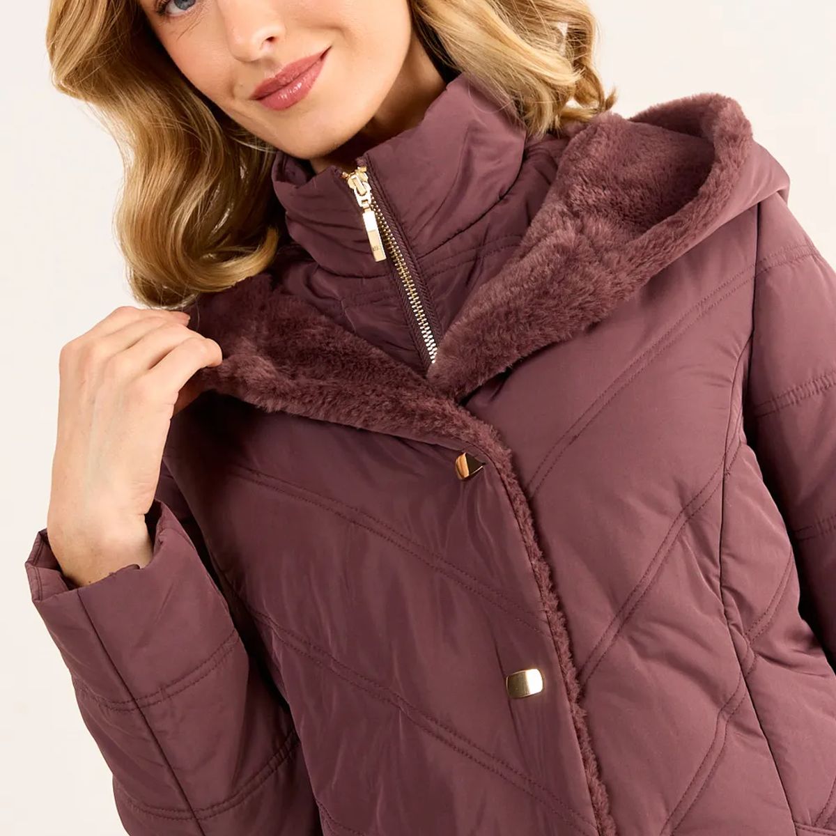 MA GRIFFE - Parka Con Pelos Y Gorro Mujer Café Magriffe