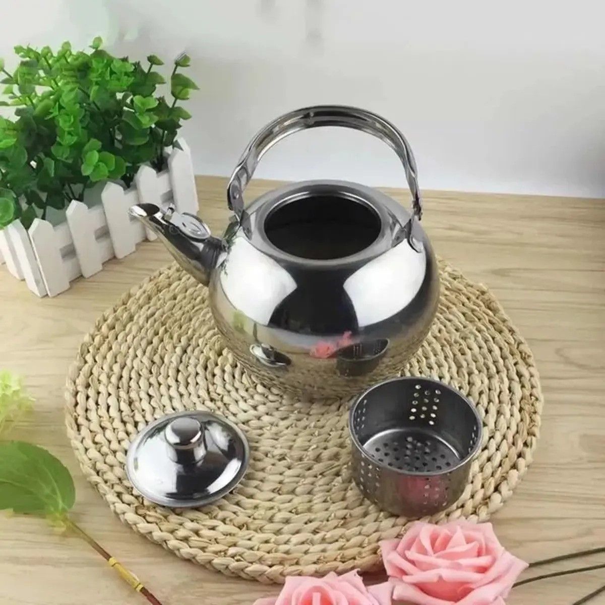 GENERICO - Tetera Acero Inoxidable Preparar Té Infusor 600ml -  Color Plateado BELUG