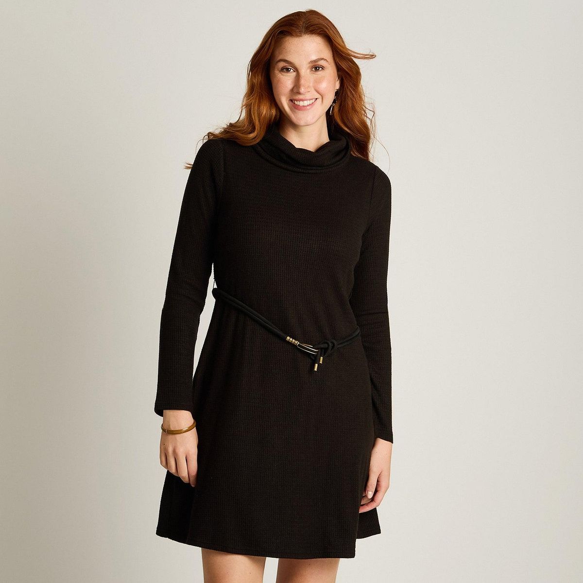 LORENZO DI PONTTI - Vestido negro de lanilla con cuello alto y cinturón