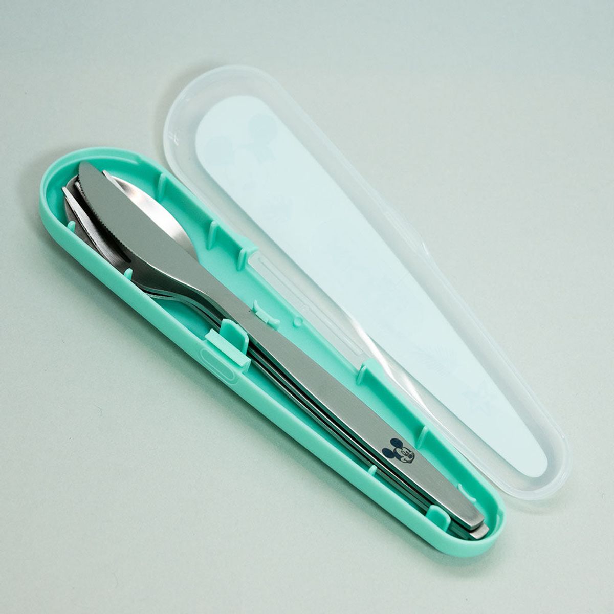 DISNEY - SET DE CUBIERTOS CUCHILLO TENEDOR Y CUCHARA CON ESTUCHE DE MICKEY SUMMER DISNEY