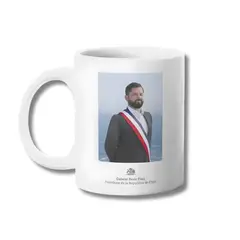 GENERICO - Tazon Presidente de Chile Gabriel Boric Taza Sublimada 325ml