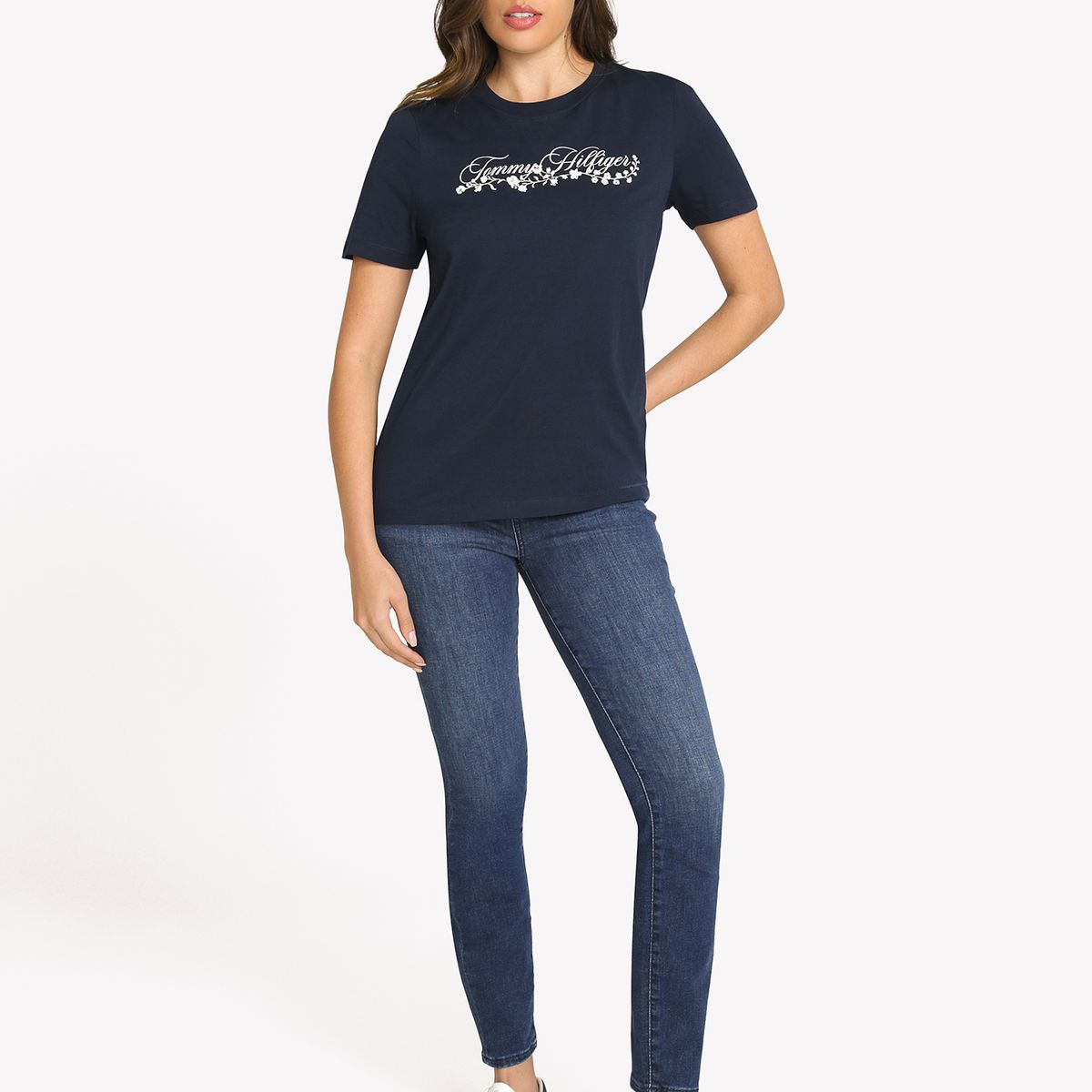 TOMMY HILFIGER - Polera Con Logo Gráfico Regular Fit Azul Tommy Hilfiger
