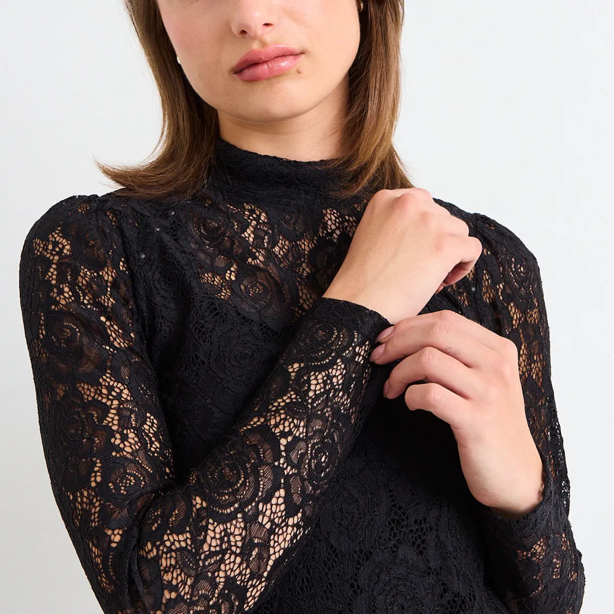 IO - Polera Encaje Mujer Negro Io