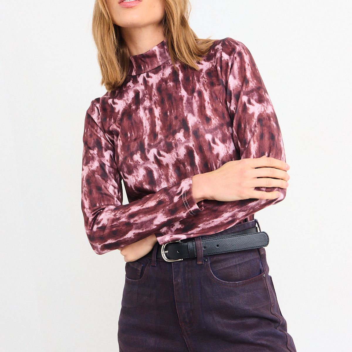 IO - Polera Fantasia Mujer Burdeo Io