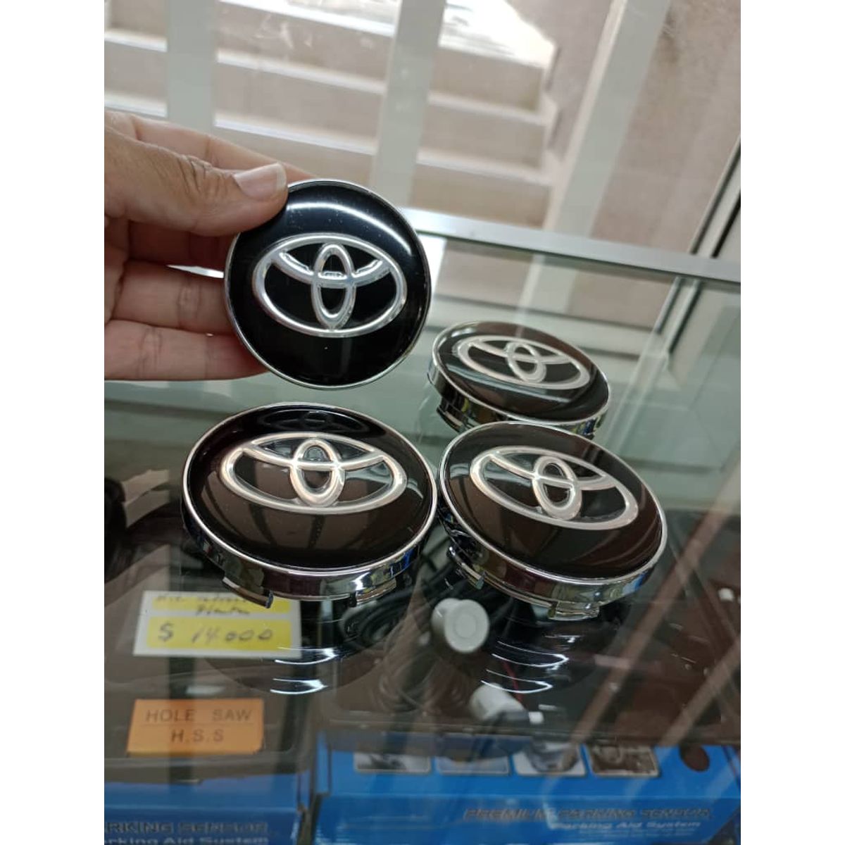 GENERICO - Set X4 Tapas centro de Llantas de autos 60mm universal toyota negro con plata