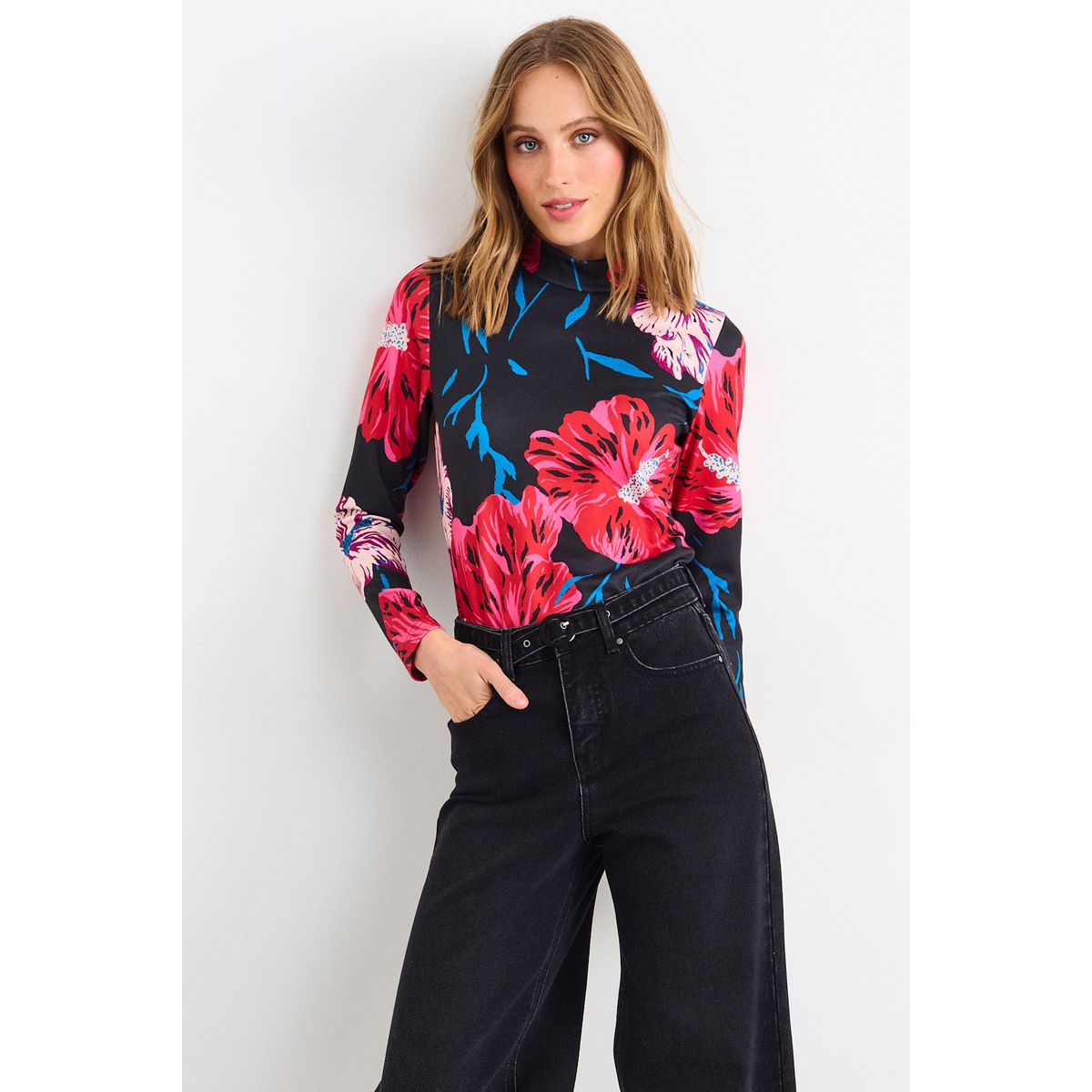 IO - Polera Fantasia Mujer Rojo Io