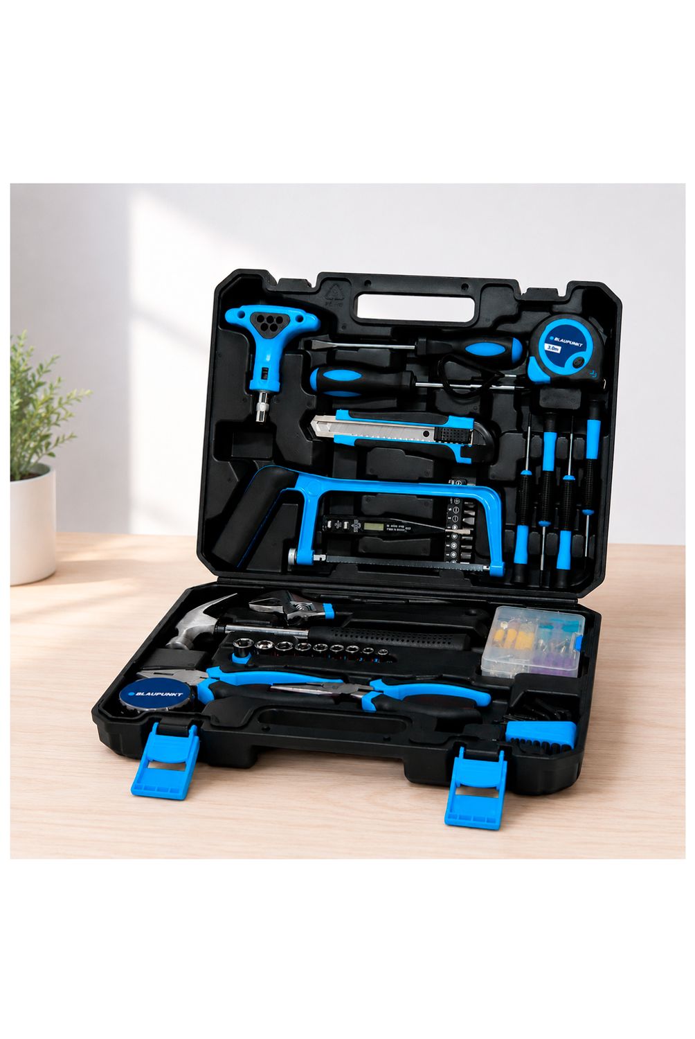 Set de Herramientas 134 pcs con Maletín llaves dados