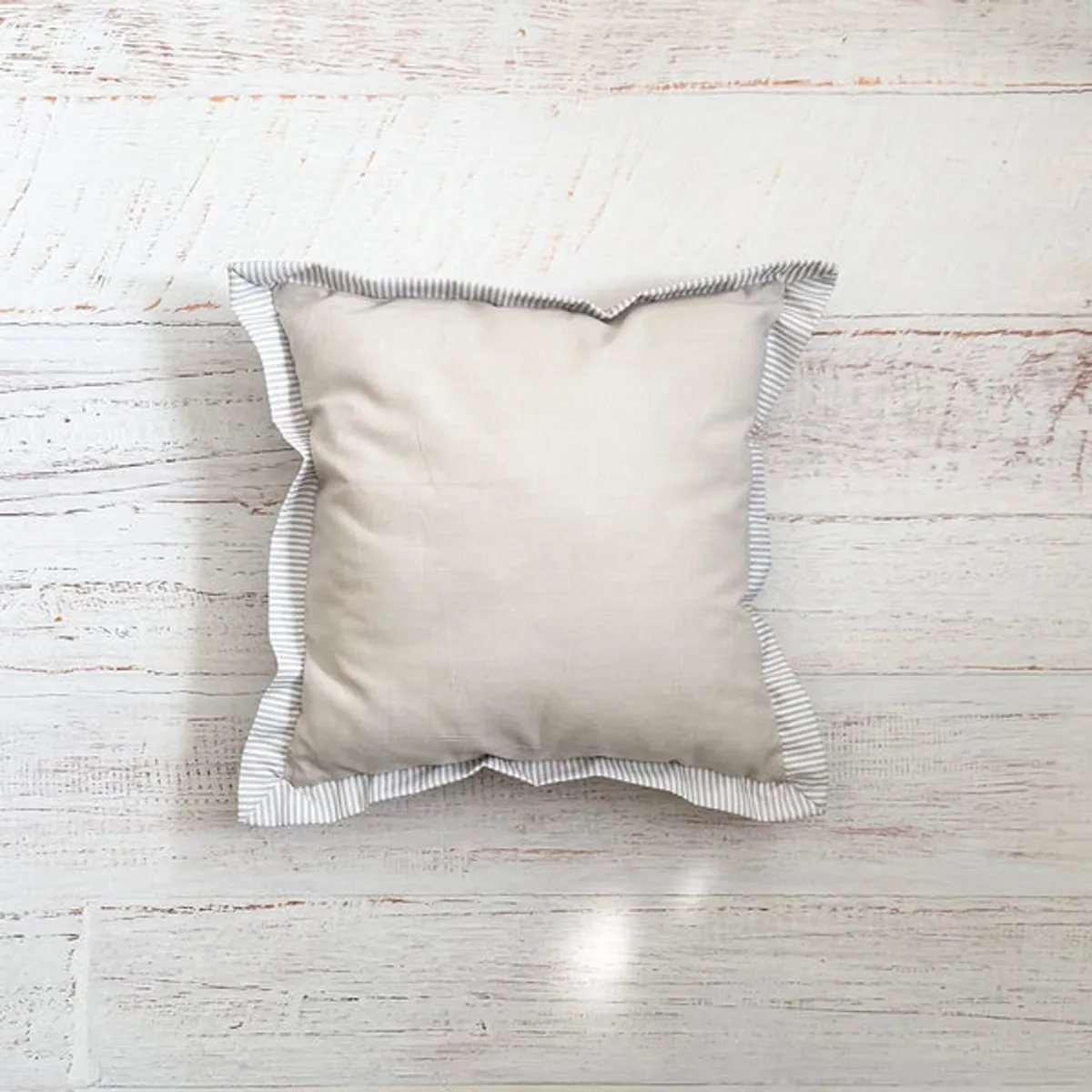 WAWA BABY DESIGN - Cojín Beige Decorativo para Habitación de Bebé