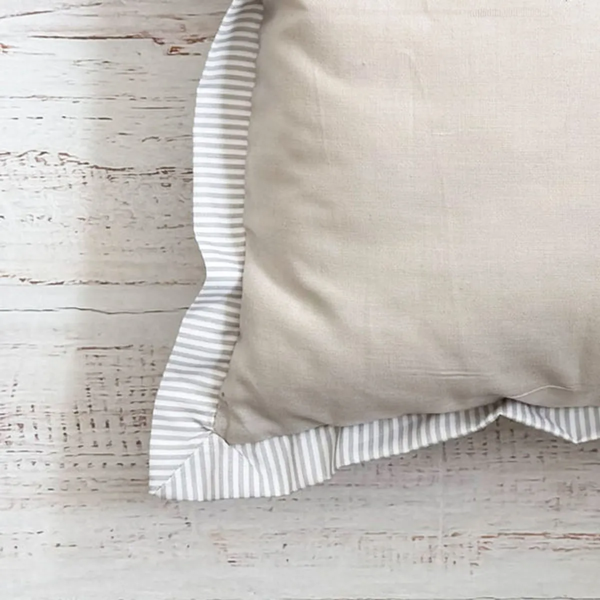 WAWA BABY DESIGN - Cojín Beige Decorativo para Habitación de Bebé