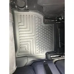 GENERAC - Pisos Calce Perfecto Volkswagen Amarok AWKA – Delanteros y Traseros (Con Posa Vaso)