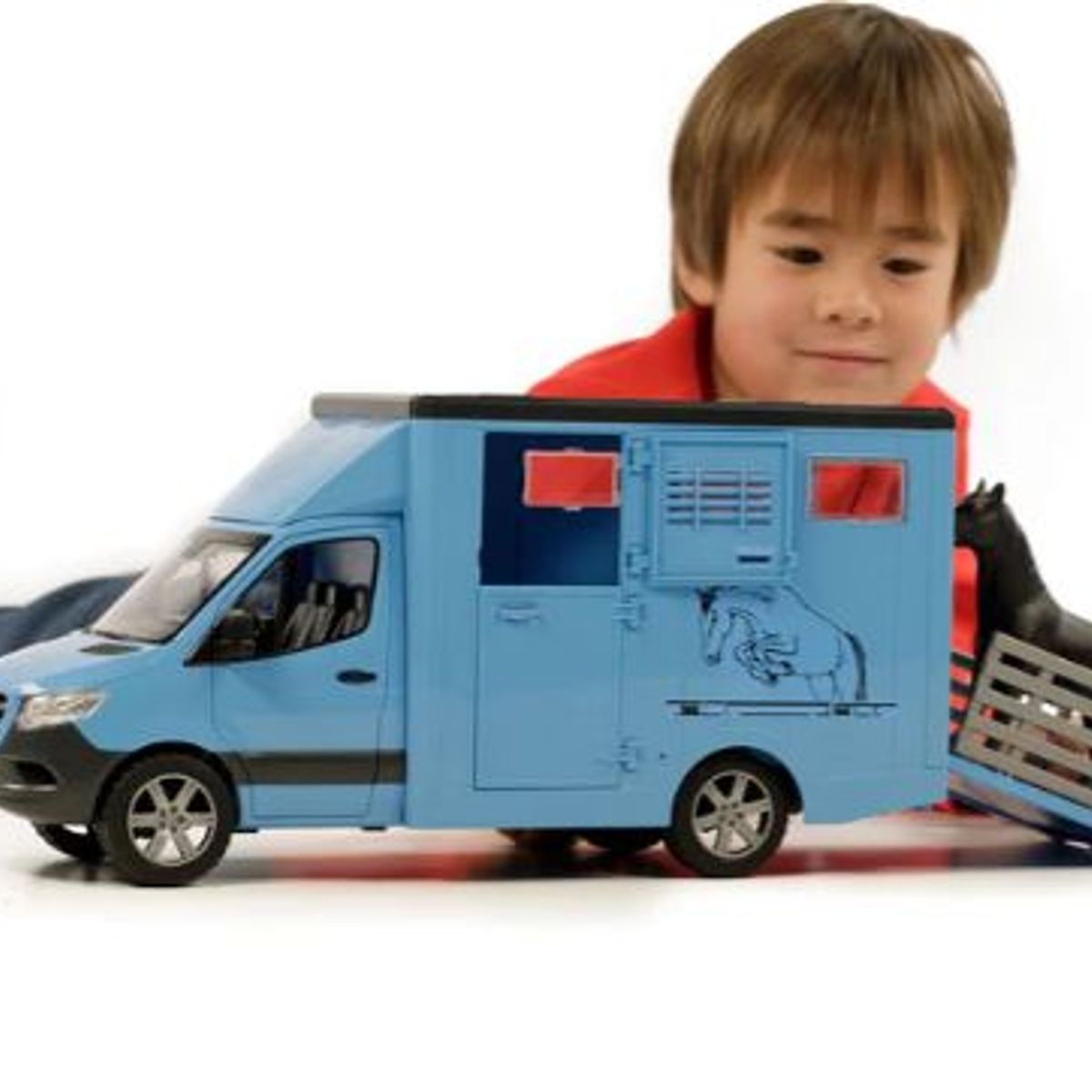 BRUDER - CAMION MERCEDES-BENZ SPRINTER TRANSPORTE CABALLOS CON 1 CABALLO 1.16
