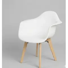CORI CORI - Butaca Eames Base Wood