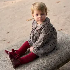 DADATI - Vestido de bebé niña gris con estampado de corazones granate