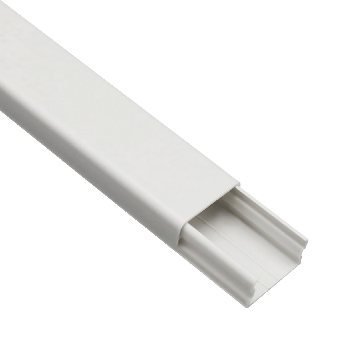Canaleta 20X10Mm Libre De Halogenos Con Adhesivo  -Precio X 2MT-, marca CROMPTON - Foto Principal