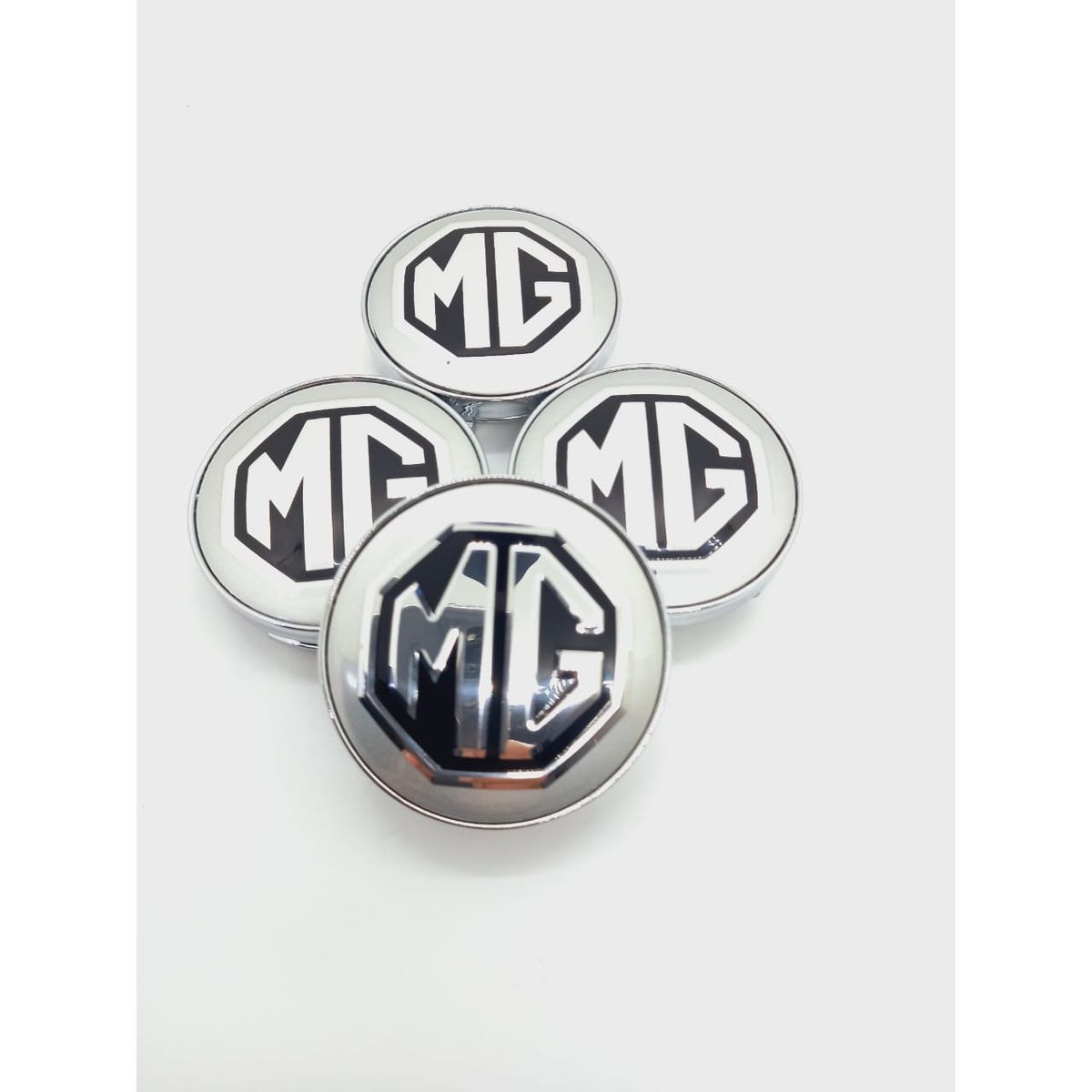 GENERICO - Set X4 Tapas centro de Llantas de autos 56mm universal mg plata