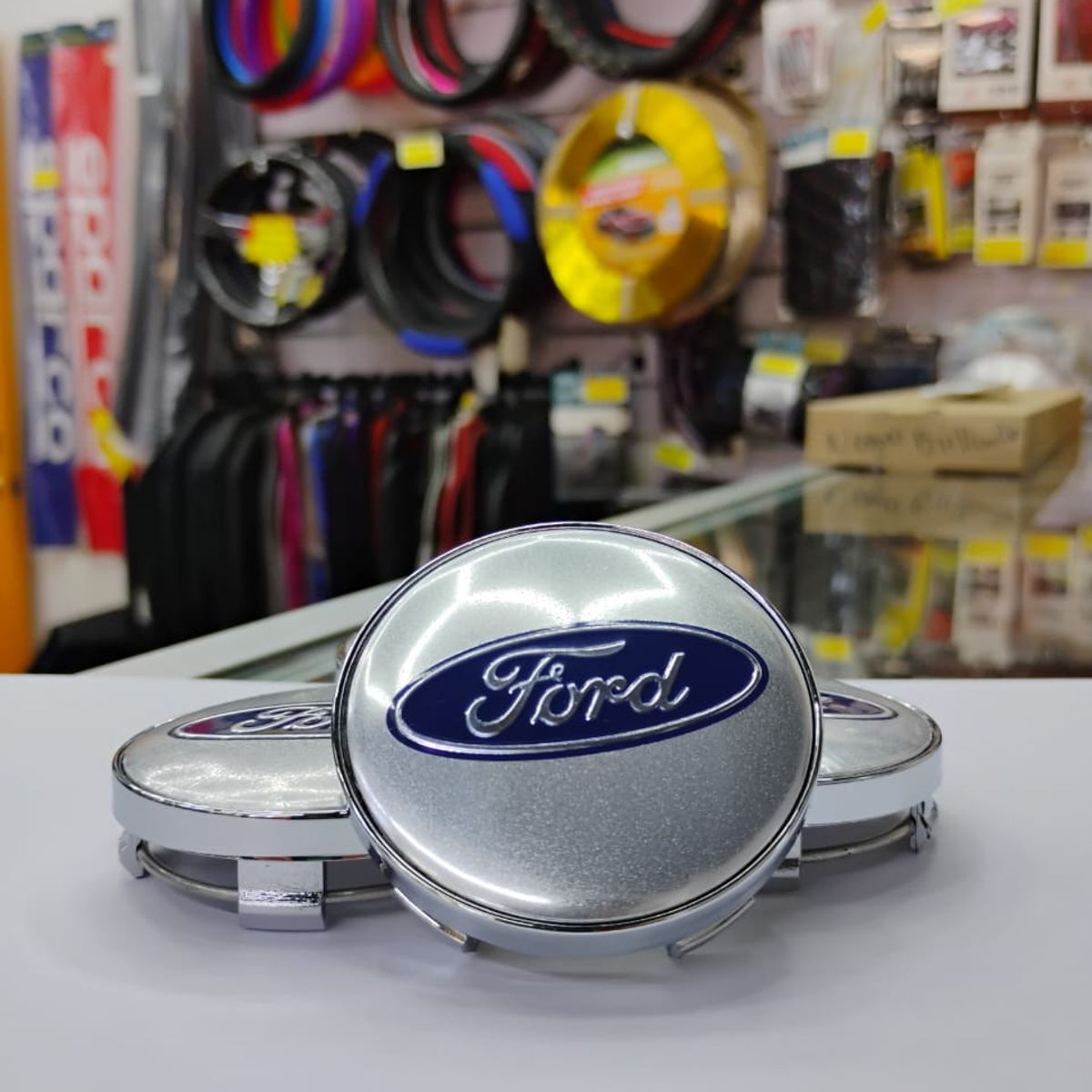 GENERICO - Set X4 Tapas centro de Llantas de autos 56mm universal ford